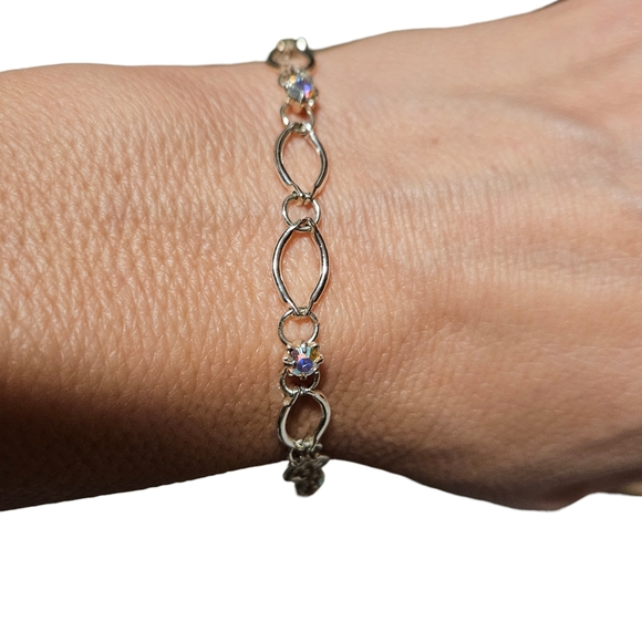 Beautiful Silver rhinestone Set - Picture 5 of 6